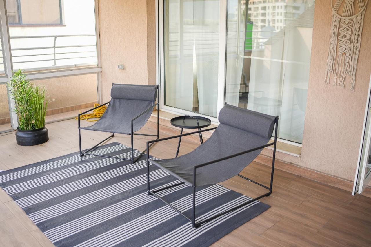 Penthouse With Huge Rooftop & Amazing City View Bucureşti Eksteriør bilde