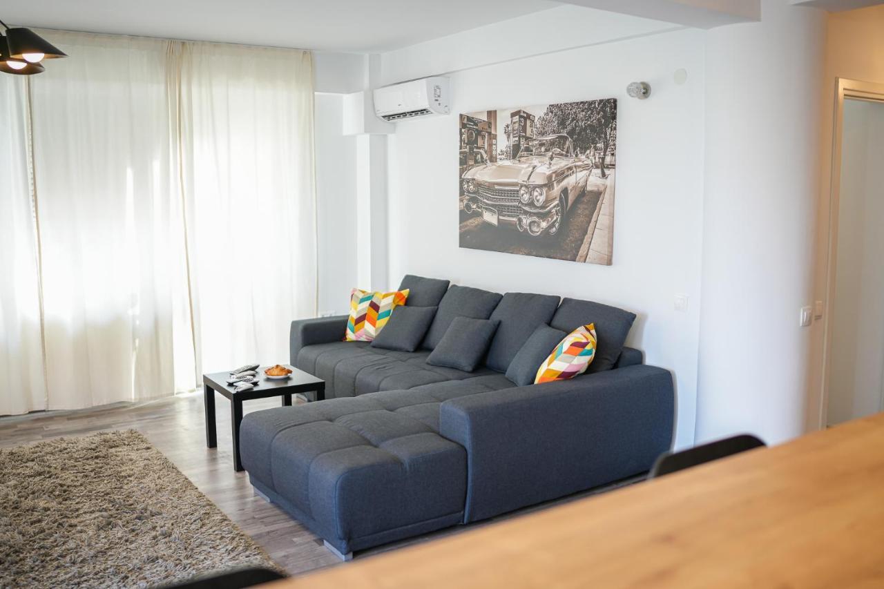 Penthouse With Huge Rooftop & Amazing City View Bucureşti Eksteriør bilde