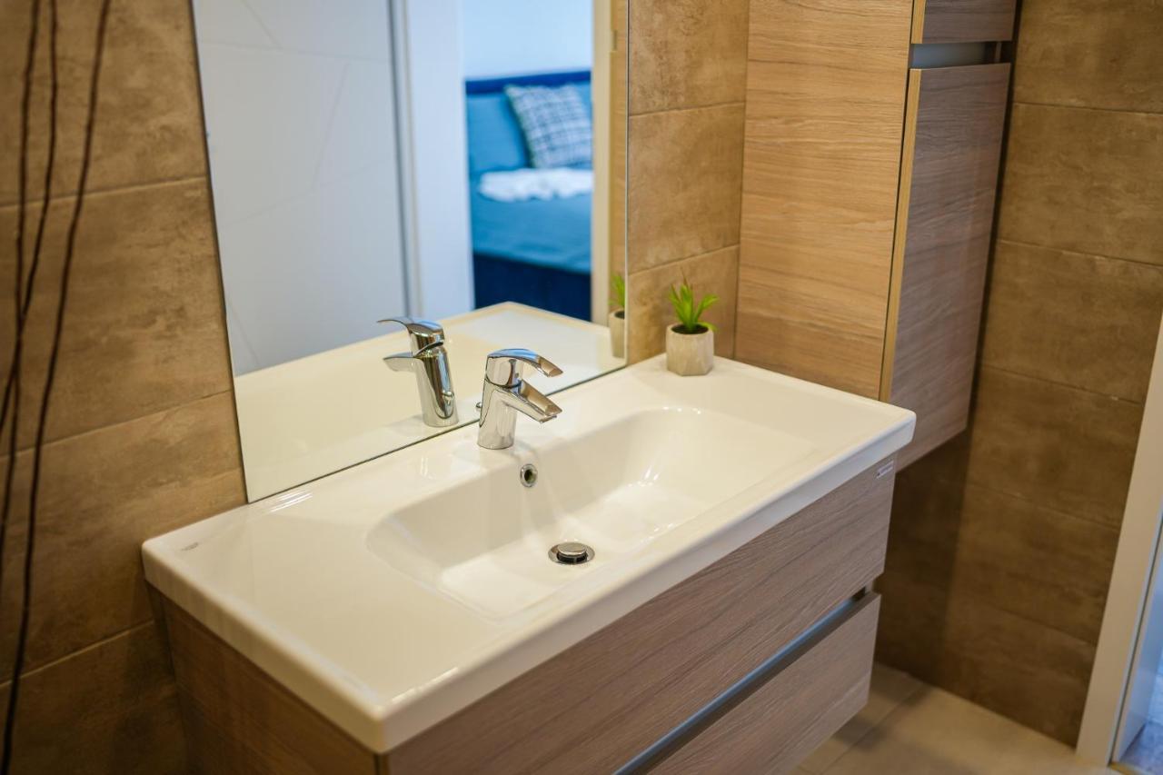 Penthouse With Huge Rooftop & Amazing City View Bucureşti Eksteriør bilde